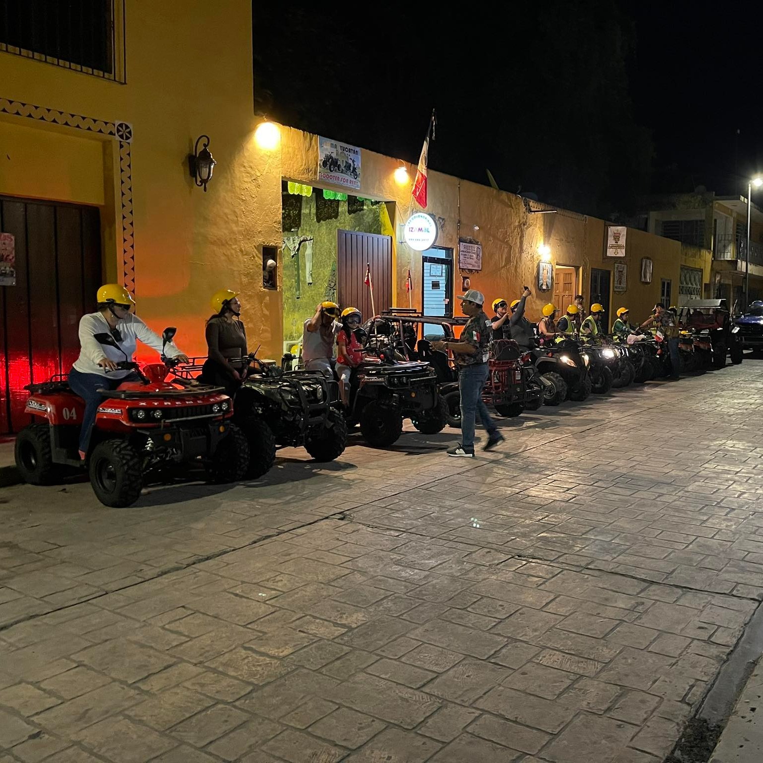 Las Golondrinas Izamal