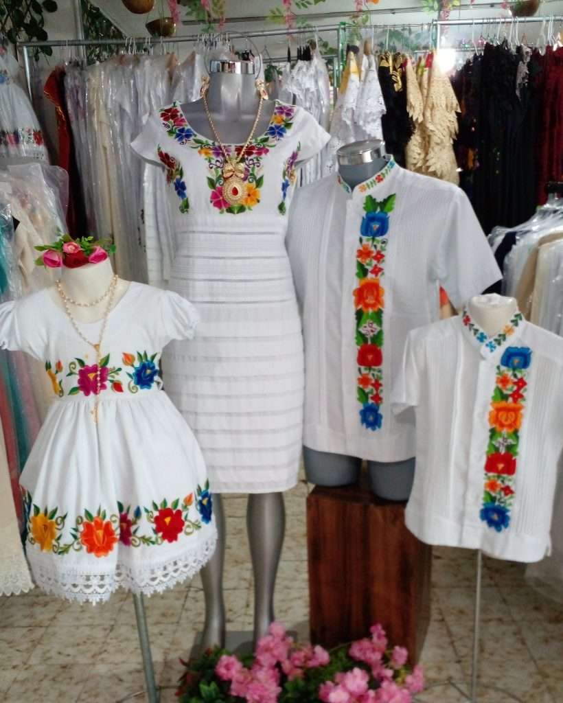 Conjunto niña, niño, hombre y mujer estilo guayaberas artesanales